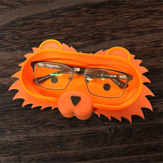 Lion Glasses Holder - alternate view